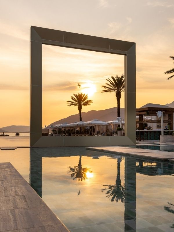 instagram aura beach Montenegro